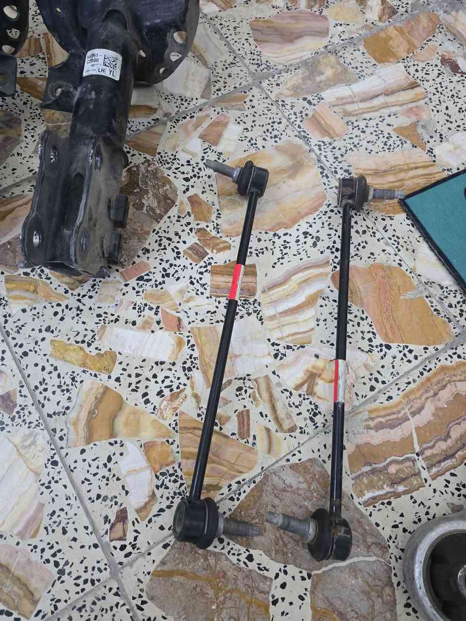 السلام عليكم
غراض سوناتا 2015 لحد 2019
مجاول تخم تفصيخ وتخم تجاري ثنينهم شرط الشغل
مسطره وضفيره نزوزلات بدون نوزلات
حلك صالنصه
طاحونة تفصيخ 
اذان تخم 3 تفصيخ حاوية
زوج دبلات حاويه امامي
زوج ماسكات دعاميه اماميه تجاري
مسجل بلادي واطار من ١٥ ل ١٧
ماطور رنر زوج واحد منهم الدشلي مكسور والخ كارت عاطل يرهم واحد ع الخ
سبير نضيف
زوج طبلات ونواعم ويا الغراض انطيهم لان نص عمر
كل الغراض شلع 150 الف قفل اخوتي
***********
