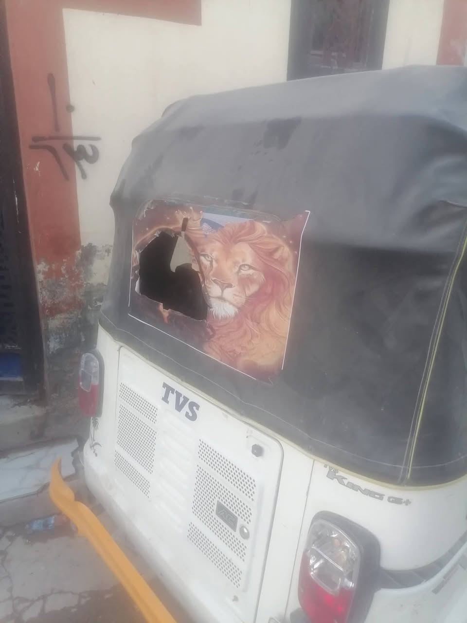 لبيع تي في اس موديل 21 رقم السعر 5500 وبيها مجال


**إذا كنت صاحب هذا الإعلان وتريد حذفه لأي سبب، رجاءا أرسل رسالة إلى الدعم الفني**