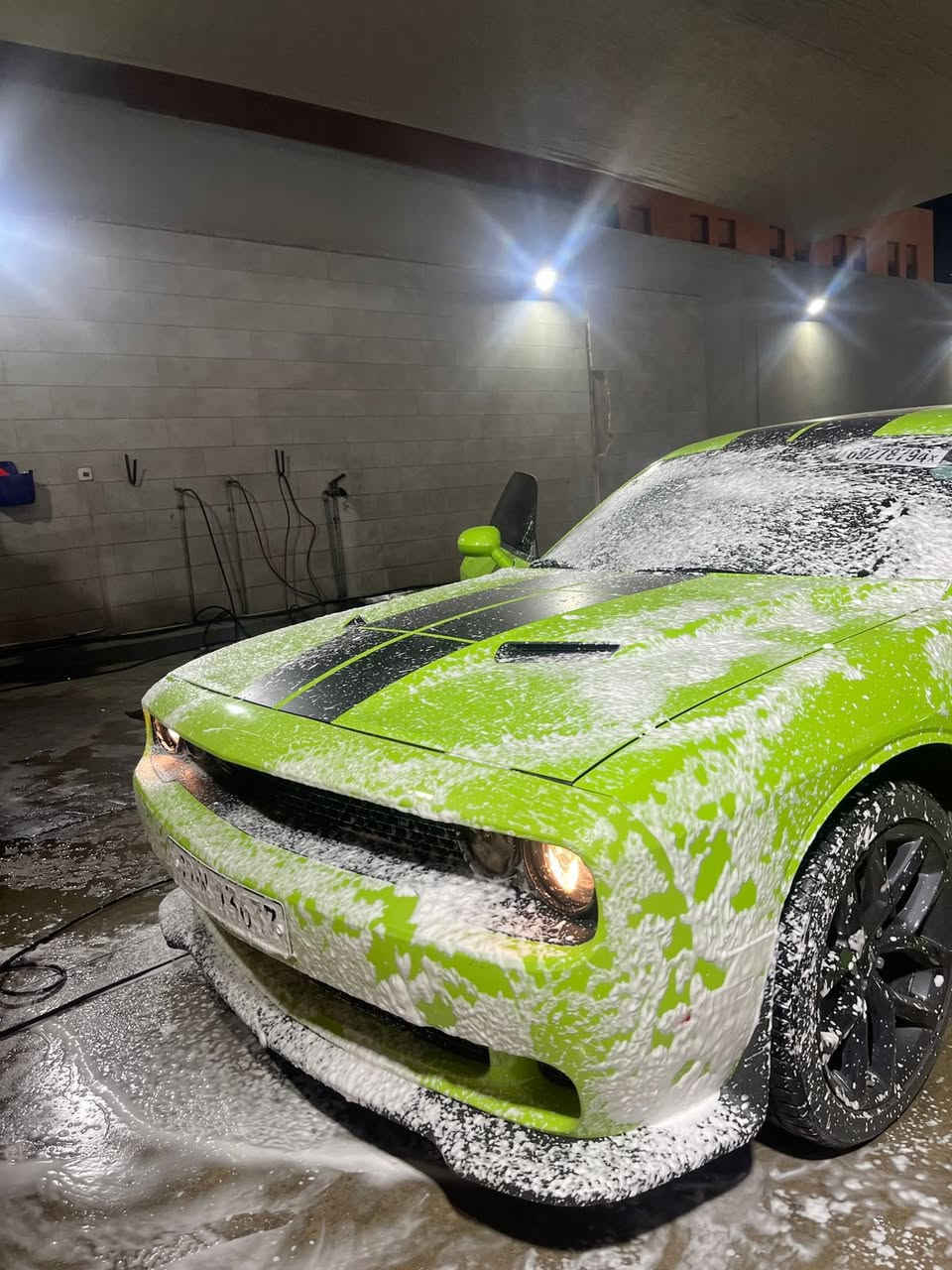 سلام عليكم لليدور سياره نضيفه جالنجر موديل 23 اللون تفاحي ماشيه سياره 32 دخول ع ايدي ممبيوعه اي احد حادثها مرفق ب الصور جداً بسيط بدون ايرباك+ شريط اسود مذكور ب سنويه أمامك سياره نضيفه كامله من كل النواحي تأخذها متبدل شيء كوله ع وضع وكاله سعرها 235بيها مجال مكان سياره بغداد *********** موجود واتساب كذلك
