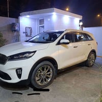 سورنتو ٢٠١٩ • ٦ سلندر • ٨٣ الف