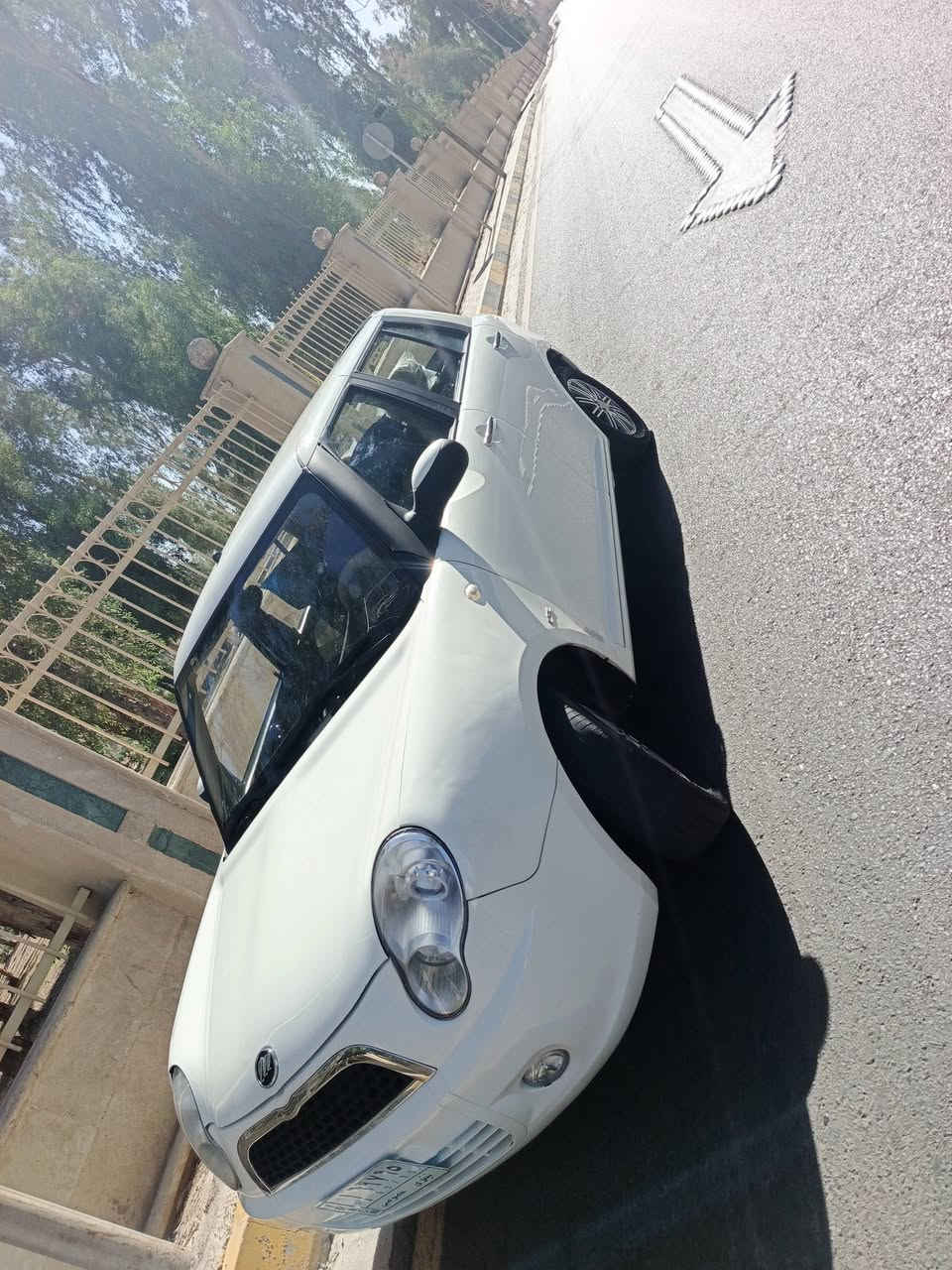 ليفان للبيع مكان السياره
بيه قطعتين بارد بس
مكينه كير شرط 
كربون بنزين 
السنويه ساقطه بل 2018
شرط التحويل
تخم جديد 
تبريد شرط ثلج🥶
رقم نينوئ
 السعرخاص
***********الكورك
الاسيا***********
