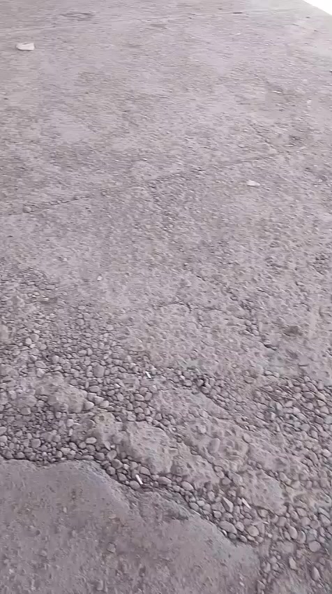 السلام عليكم  شيري للبيع موديل 2013محوره VVT 3000 جديده قبل 10ايام من مشدوده كير عادي بلادي اكسل محور بيها منظومه غاز 
السياره جاهزه مكانات صبغ بيها موضح بلفيديو عوزها بس مشط ستيرن مكان السياره بغداد السعر 95وبيها مجال اني مكلف نشر هذه رقم راعيها ***********
