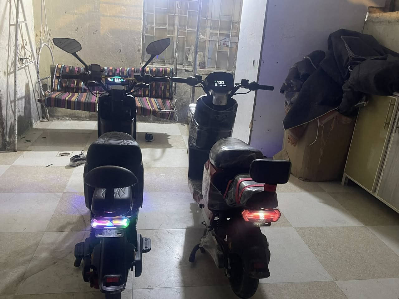 دراجات شحن 2 للبيع كفاله عامه سعرا 900وبيهن مجال قليل ثنينهن كفاله عامه وذا تريد وحده راسني واتساب *********** مكاني حيانيه
