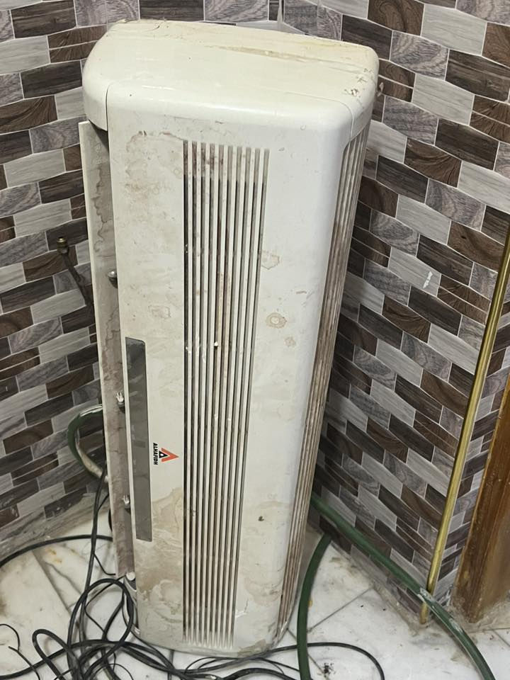 السلام عليكم
سبلت ٢طن شغال السعر ٢٥٠ وبي مجال
ثلاجه حجم كبير بيها ليك السعر ٧٠الف 
الاستفسار  واتساب ورصيد عل فيس ماجاوب
***********
