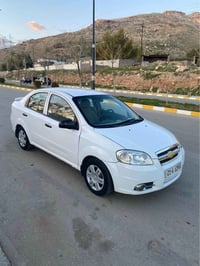 موديل ٢٠١٠ • اوتوماتيك • اصفر