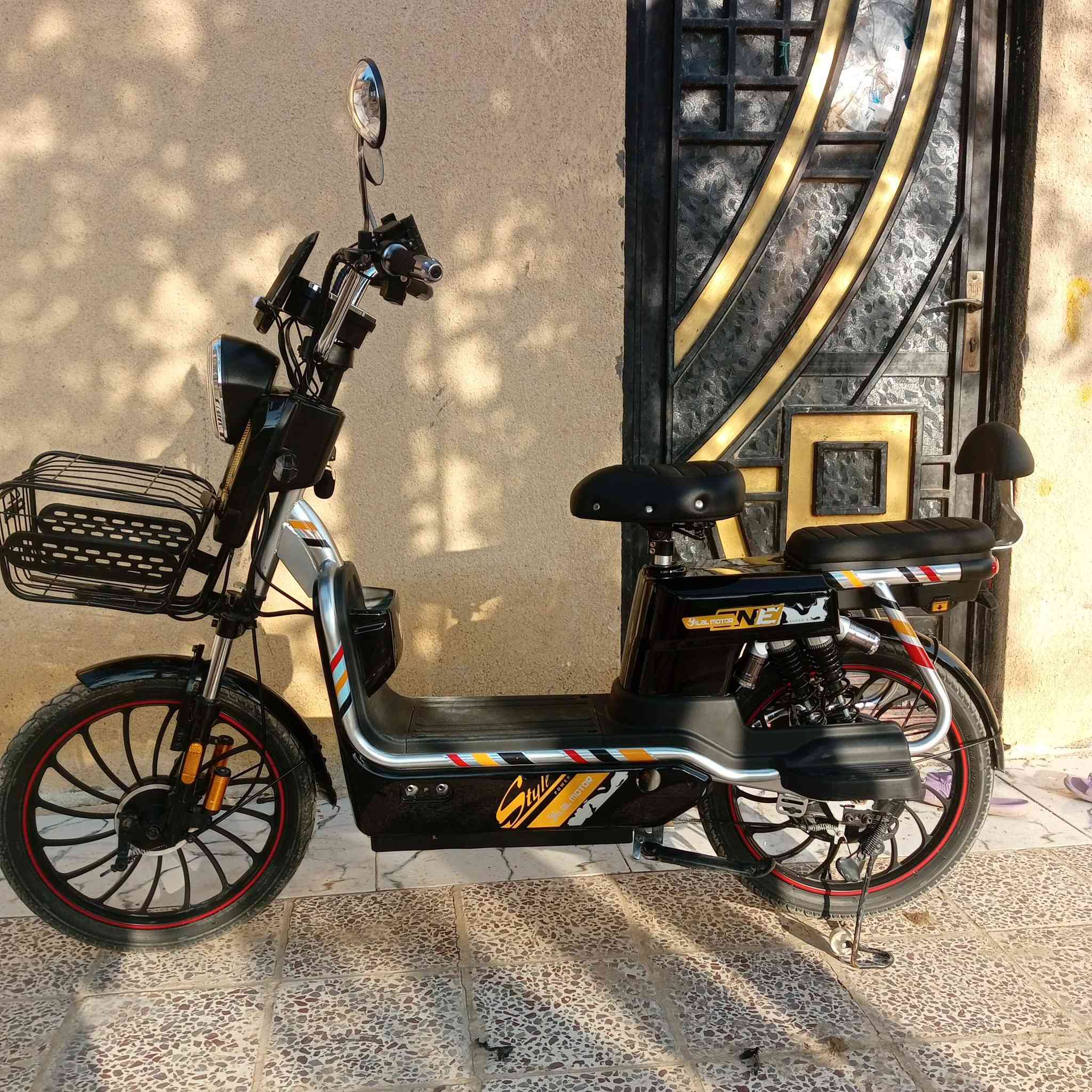 السلام عليكم باسكل شحن للبيع ست بطاريات الباسكل صارله شهر مستخدم بعده جديد مابي اي نقص السعر 550الف وبي مجال شويه مكاني كربلاء الحسينيه
***********
