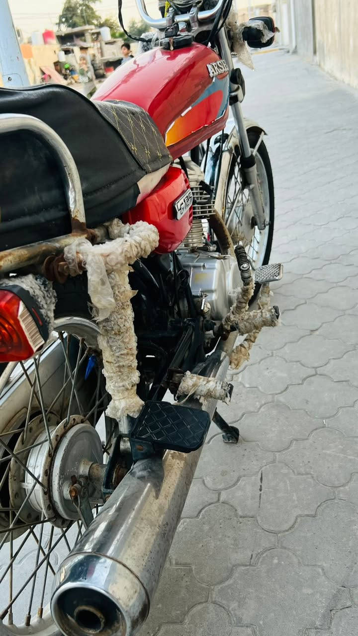 سلام عليكم شباب دراجه يراني البيع دراجه حلوه خير من الله دراجه اوراق (اصولي)دراجه خير من الله دراجه اوراق مو كلك دراجه نغره نغره عنوان بصره زبير مربد قديم تواصل***********
