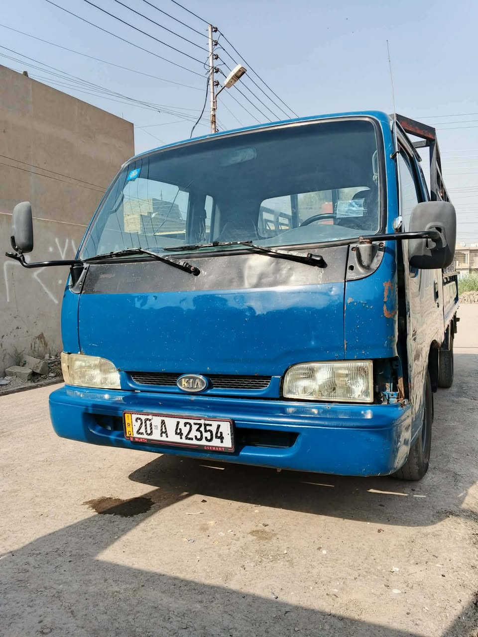 سلام عليكم كية فنتيرة البيع مديل 2000 رقم ديالى  نكليلزي بسمي  سعر ٥٣ بيهة مجال مكان بغداد المعامل الباويه رقم الهاتف ***********
