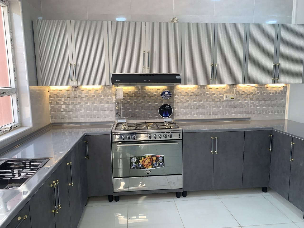 ‏︵‿︵‿୨ ༒ ୧‿︵‿
⚜️معرض الوتين للمطابخ والديكور ⚜️

 ◾️متوفر البيع بنظام التقسيط ◼️

‏ ♦️pvc مطابخ المنيوم مطبن ♦️
 ♦️ مطابخ خشب HDF  تركيه♦️
 ♦️مطابخ خشبMDF تركيه♦️
 ♦️ديكورات خشب♦️

 🔺نحرص على تصميم مطبخ يلائم احتياجك مهما كانت المساحة المتوفرة 

🔸اجود انواع الاكسسوارات المستخدمة
🔸اجود انواع الخشب التركي🪵
🔸دقة في التصميم و جوده في المنتج💻
🔸التصميم حسب الطلب📌
🔸استغلال المساحات الصغيرة والكبيرة 
🔸الوان جديدة تناسب جميع الأذواق📊
🔸 مرمر صناعي بمواد تركيه مع  ضمان سنيتن
🔸متوفر كوارتز طبيعي 👍🏻
🔸هدية سلة منظفات🧴وسلة مواعين 🍽 
🔸انارة الكاونتر💡 والتصميم 🖍وتنصيب ⚒ مجاناً

 🌟العمل داخل النجف
  وجميع المحافظات🌟

 📍العنوان: النجف الاشرف _حي السلام_شارع سلام غري __مقابل روضة الرياحين
 
للاستفسار مراسلة الصفحة او الاتصال على الارقام  التالية :☎️🤳

- متوفر واتس اب📱 
***********☎️
*********** ☎️ 

#معرض الوتين للمطابخ ولديكور#ألمنيوم #مطابخ #تصاميم #ديكورات #اثاث #تركيا #العراق 
#البشير_شو #اربيل #مطابخ_المنيوم #ديكورات_داخليه
#خشب #pvc #exploer #اكسبلور #كاونترات_المنيوم
