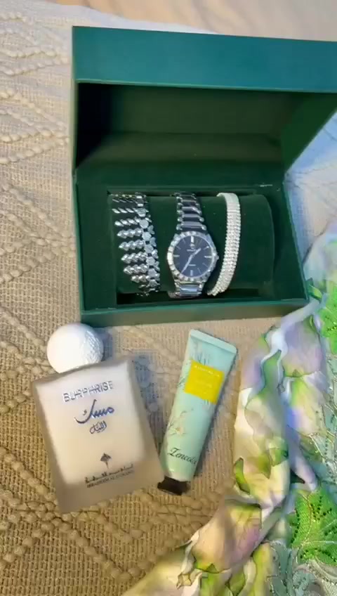 مخاور  خليجة حرير ديجتال ايطالي  حرير خالص ❣️.


**إذا كنت صاحب هذا الإعلان وتريد حذفه لأي سبب، رجاءا أرسل رسالة إلى الدعم الفني**