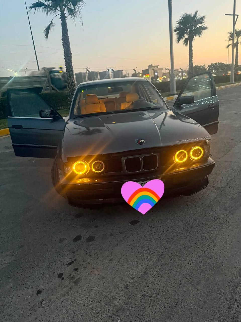 رقم نينوى تحويل ثاني يوم
بي ام 525 موديل1989 

ويل صقر 

طخم تاير جديد 

تبريد ثلج 

كير كفاله

محرك كفاله 

سبايدر M

دواخل جلد اوف وايت 

لايت ساور 

لد داخلي 

السياره جديده بمعنه الكلمه كلش حلوه
الحماوه صبح ضهر ليلي تبريد بدون تبريد جوه النص 
متوازي عله البيع 
متواجد على الواتساب 
***********بي واتساب
مكان السياره بغداد
