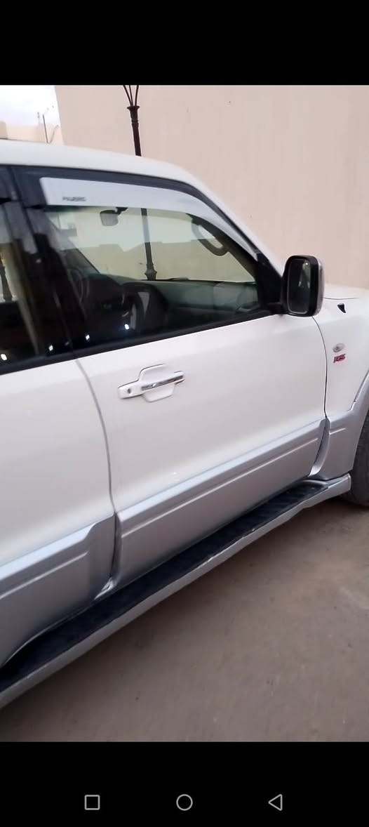 باجيرو موديل 6بلاديه ومتعوب عليه جدا سياره جديده
مال وزارة الداخليه كتابه كامل للرقم مكمل حذف وستحذاف وكتاب كمرك لي يا خذه بوجه  للرقم 
سعره 95 ورقه مكانه بغداد 
***********
