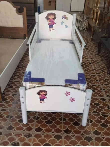 جرابي  اطفال حديد نفر شقل درجا اولى يوجد توصيل لحجز رقم واتساب📞***********
