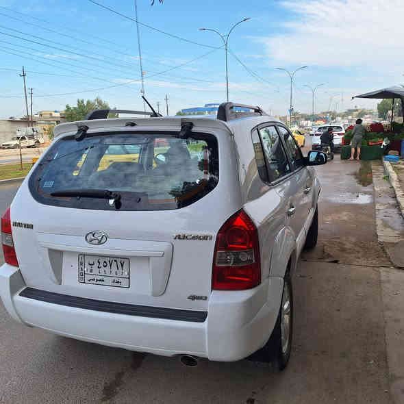 السلام عليكم توسان 2009 سياره فول فتحه ماشيه 154سياره بيه رشات صبغ ابيع قطع ٤ السعر 110 وبيه مجال
رقم بغداد 
مكان سياره بغداد البلديات 
رقم الهاتف ***********
