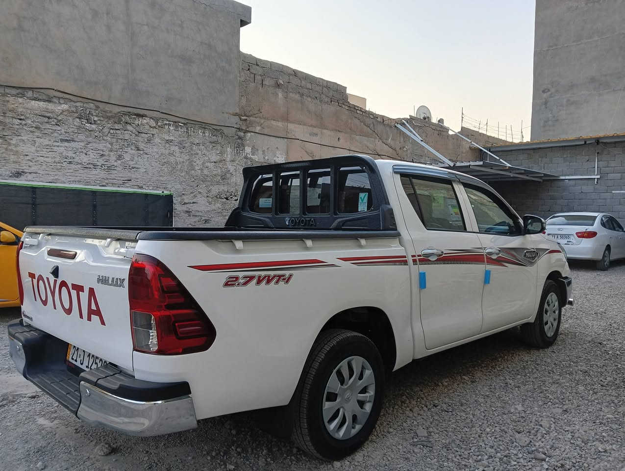 عندي پيكاب البيع موديل 24 سياره حلو مابي صوبخ بونيد جك سعر 245بيه مجل ***********
