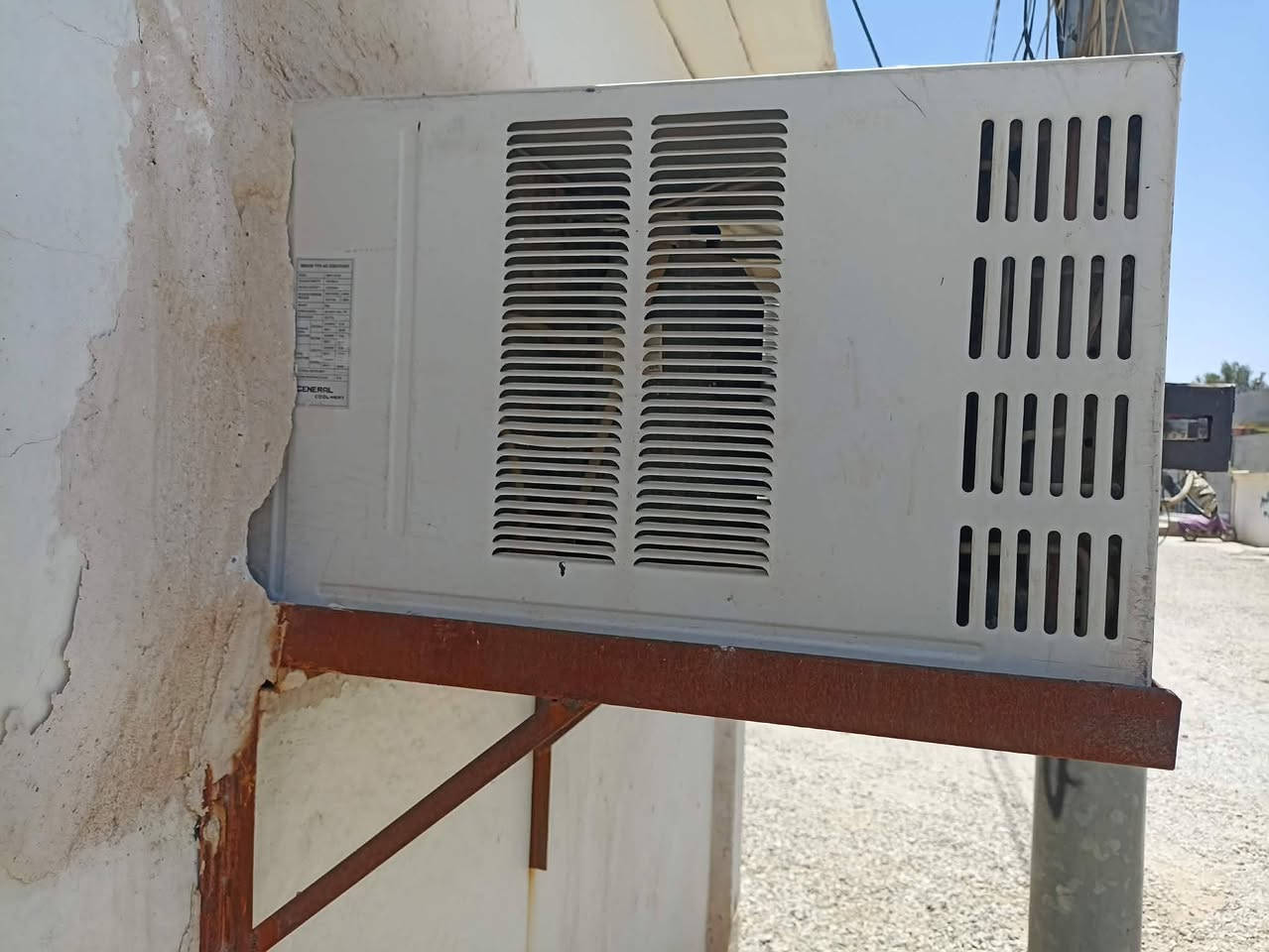 کۆندۆشن بۆ فرۆشتن
شوێن ساڵەح ئاغا
نرخ 180 و مەعمەلە
***********
