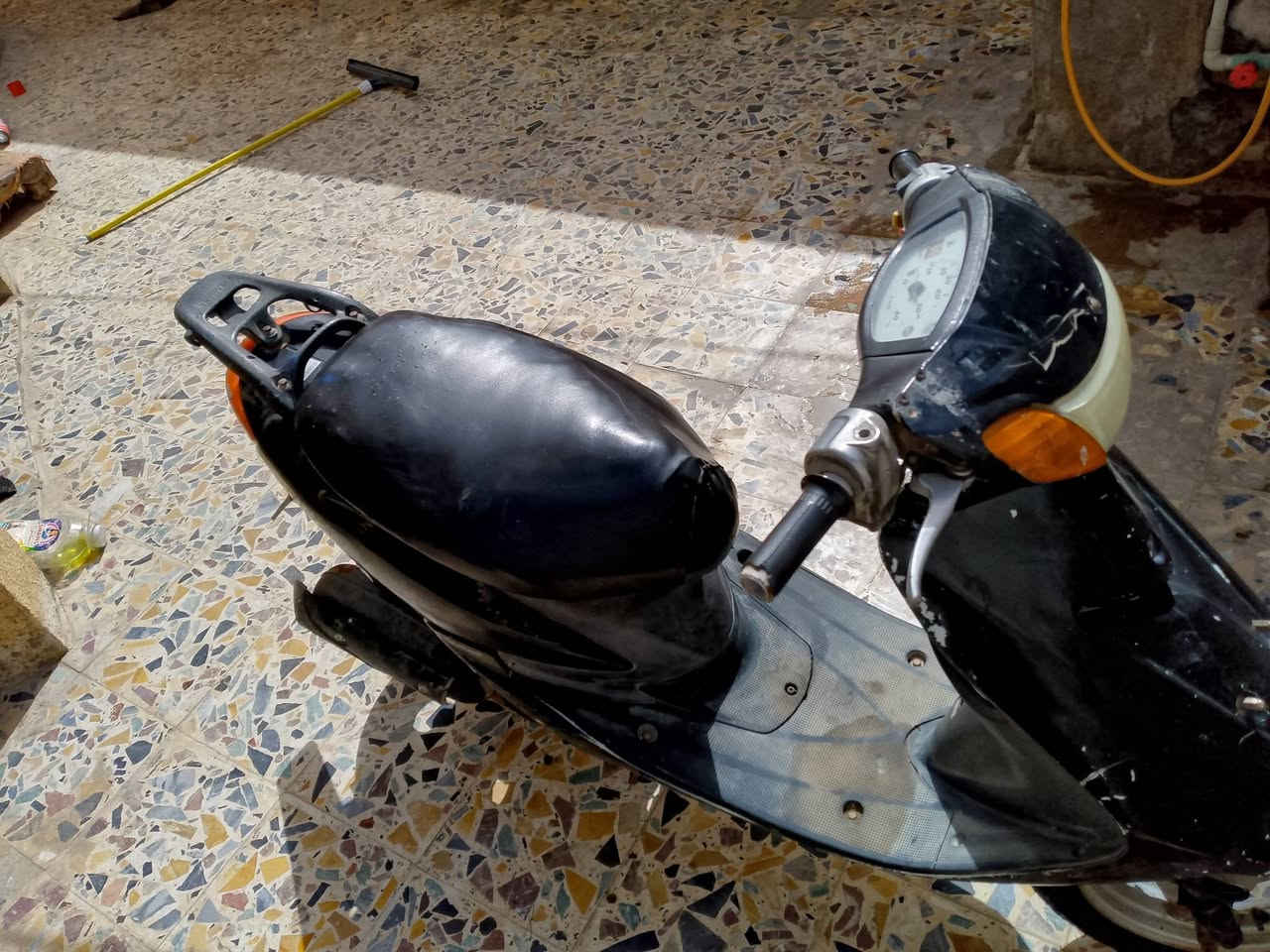 دراجة يوماهه عصفوري السعر 350العنوان حي النهاوند ***********
