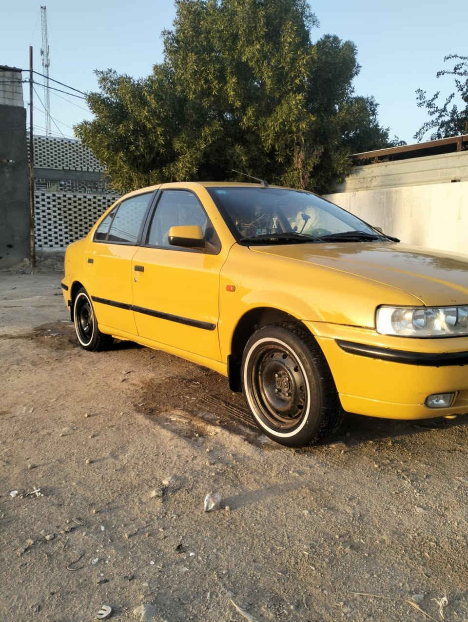 سمند للبيع سياره مال جناي مامتعوبه سياره جاهزه من كلشي مكينه وكير بلجيس تبريد تتفه تخم تاير سياره بسمي سنويه ل 30 مصفره من كلشي موديل 11 السعر 45 ورقه وبيه مجال بصيط مكاني نجف ***********
