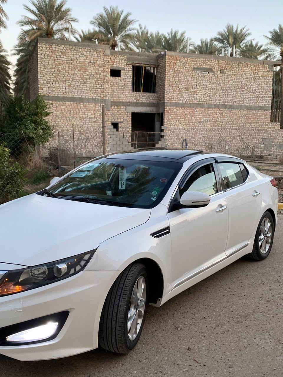 كيا اوبتيما خليجي
موديل ٢٠١١
بيها صبغ وبنيد
 فقط بدون دواخل
فول عدة بصمه 
محرك ٢٠٠٠ دوش
السعر ١٢٣بيها مجال 
العنوان انبار هيت شارع المعارض 
***********
