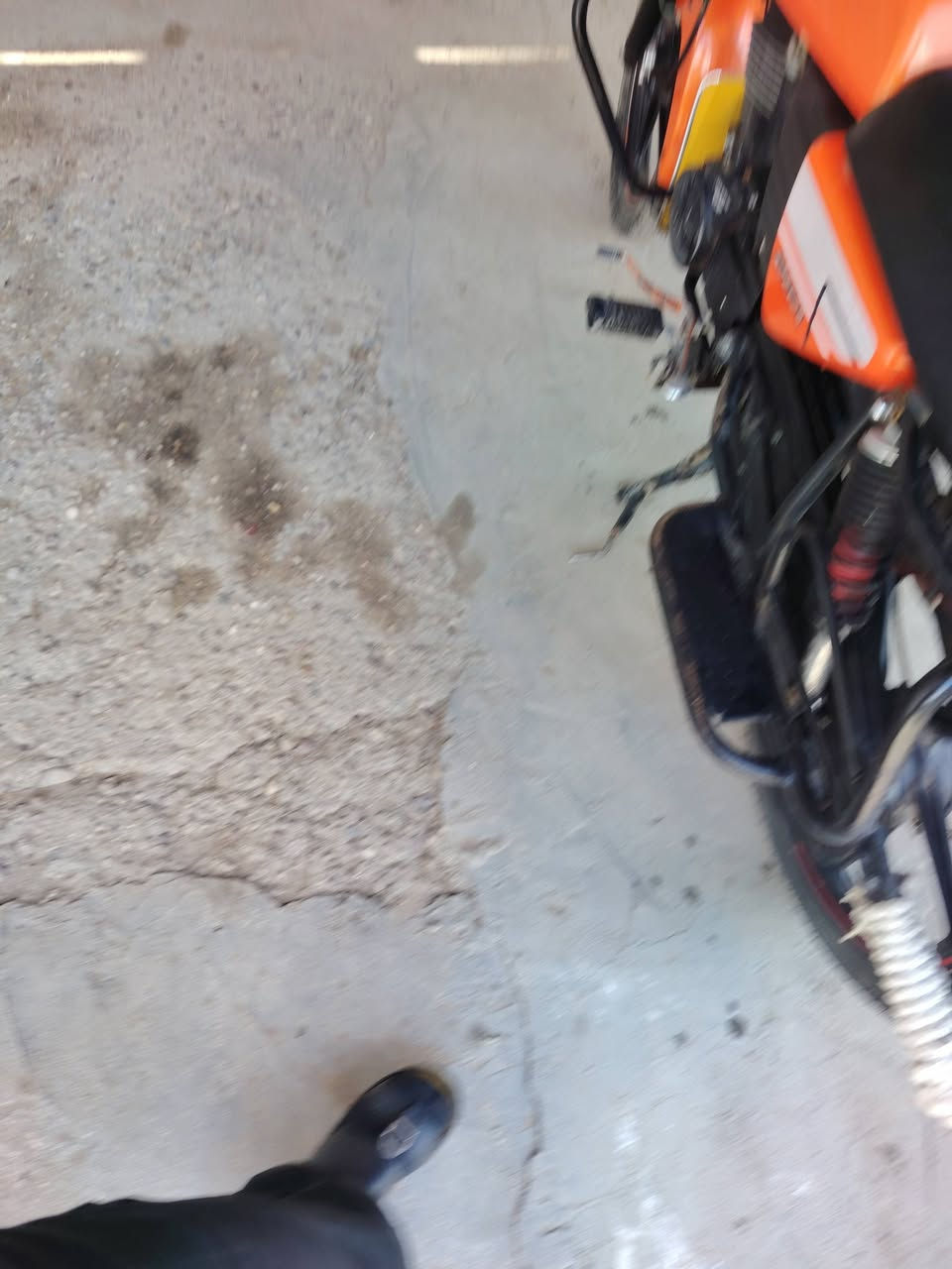 سلام عليكم دايون نفخ موديل 20 أوراق اصولي سعر 1000 وبيه مجال مكاني حله جبله ***********
