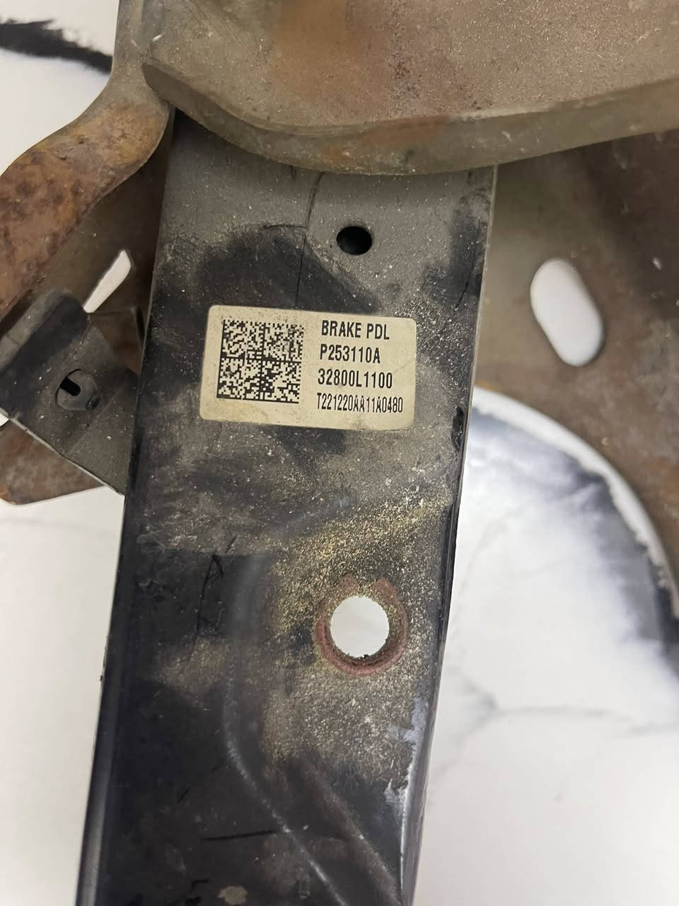 سلام عليكم شباب عندي دواسات بريك و بانزين مال كياK5 موديل 2024الرقم لاستفسار***********/او خاص
