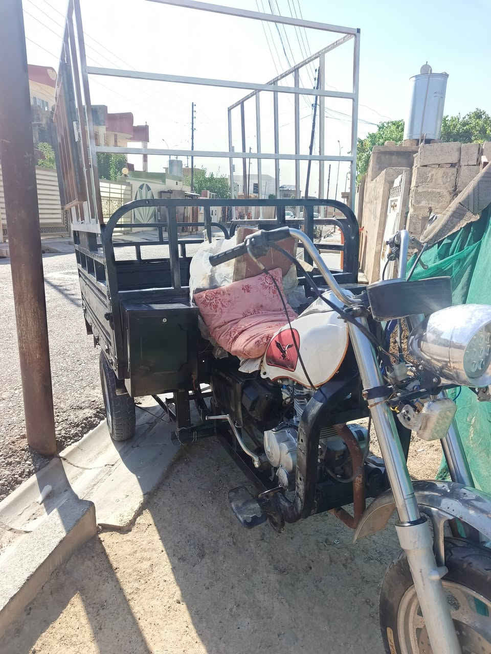 ستوته لبيع موديل ١٨محرك ٢٤جديد بل صندوق ما مفتوح شغله وطلع كبل لشغل ماتصرف عليه ربع سعر بلاش ٨٥٠بيها مجال قليل مروس شعندك   ماطور نضيف ٢٥ ٢٦ /***********
