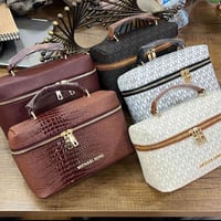 حقائب نسائية • ماستر كوبي • شحن مباشر