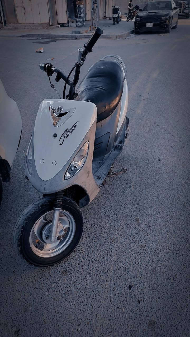 سلام عليكم ماكس منغولي بوشه 55 مكينه بس تزويد دراجه حلوه نطيك معدل وشلعه بس نقص بتري يشتغل  سلف المكان كربله حي السلام *********** نتصال بل رقم بس
