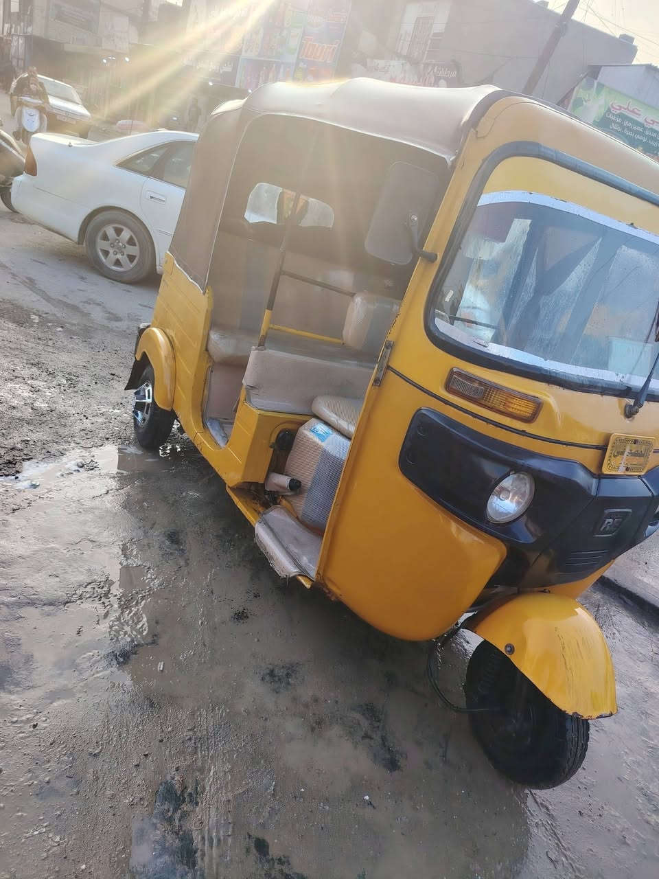 سلام عليكم تكتك للبيع موديل 2018 شهر9 مجفته تجفيت جديد بيه ضربه بل غد وا معمره سعر 6000 وبيه مجال عنوان حي بتول ***********
