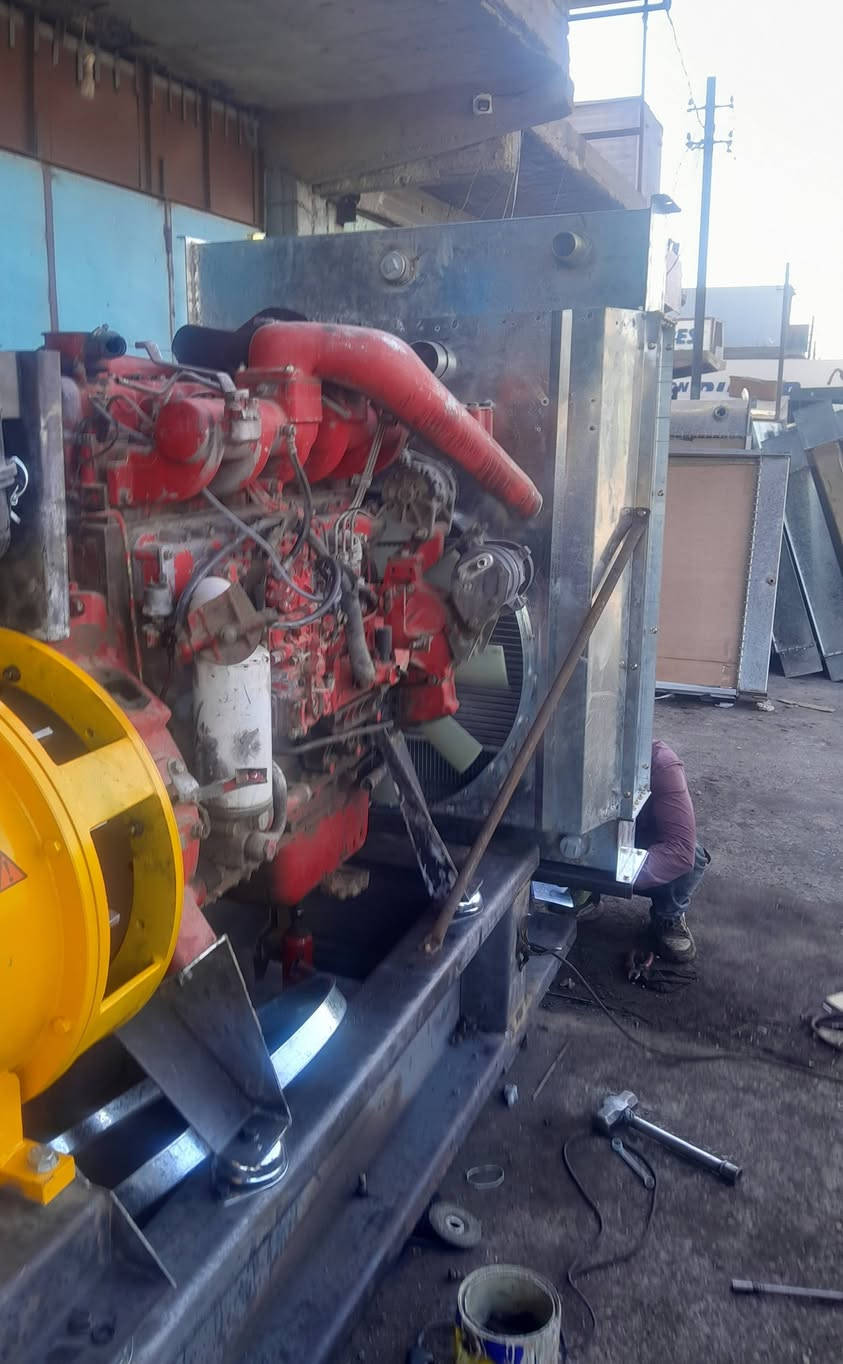 دايو 6سلندر محرك اوربي توليد 300kvaجديد اتصال ***********☎️
***********📞
