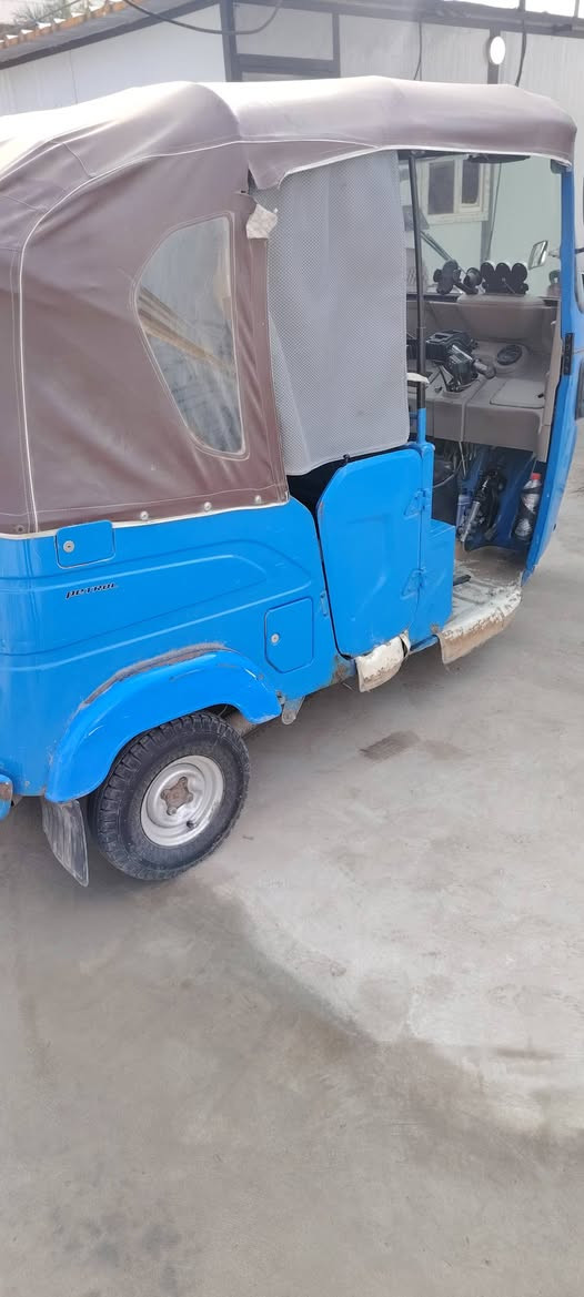 سلام عليكم اريد مراوس منو يراوس هاي مديل 2021/12 اريد اي لون غير زركه هاذ رقمي ***********
