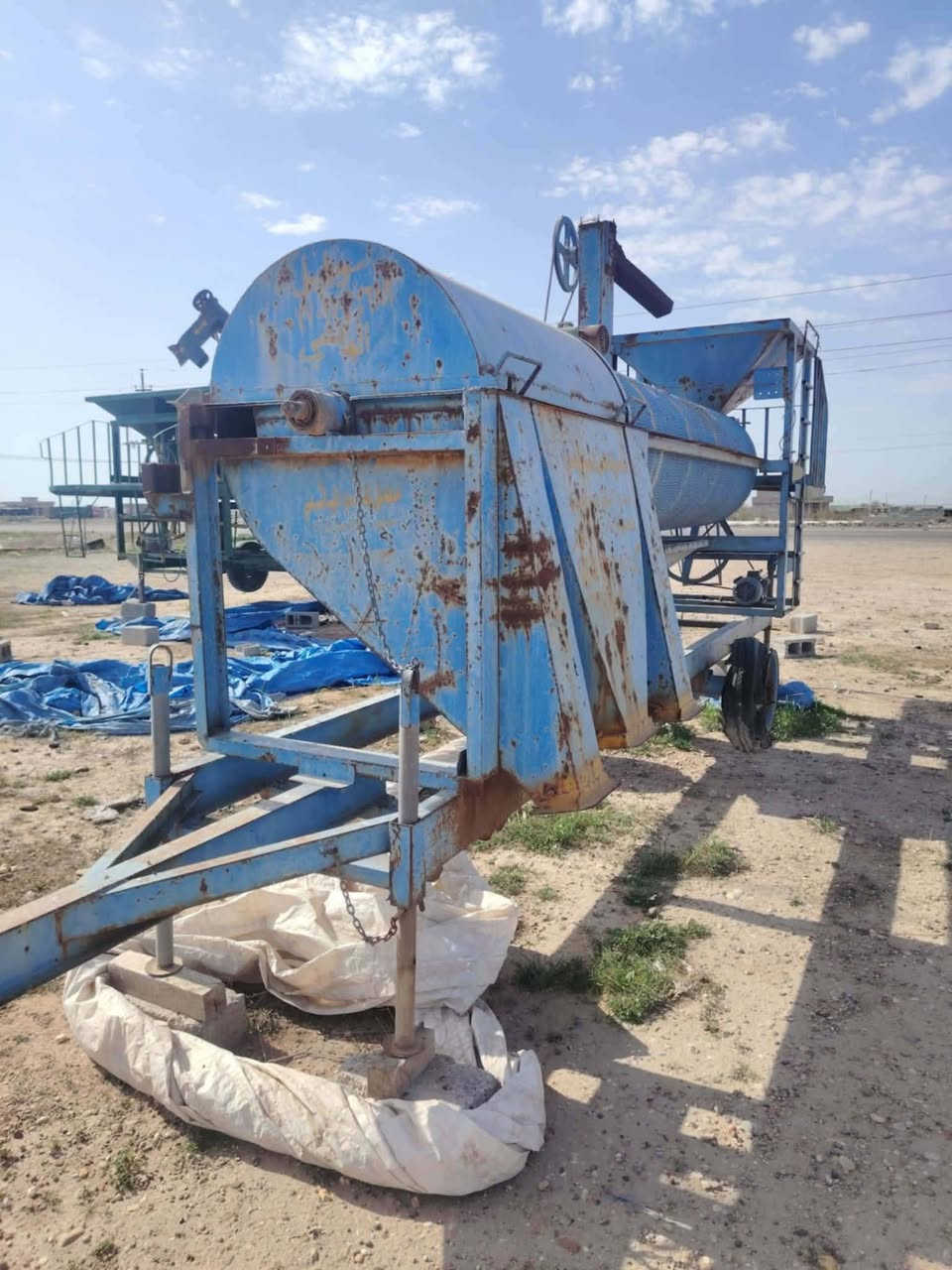 مكلف بالنشر معمل تصفية حنطة 
للبيع العنوان سامراء 
السعر تواصل مع صاحب العلاقة 
***********
