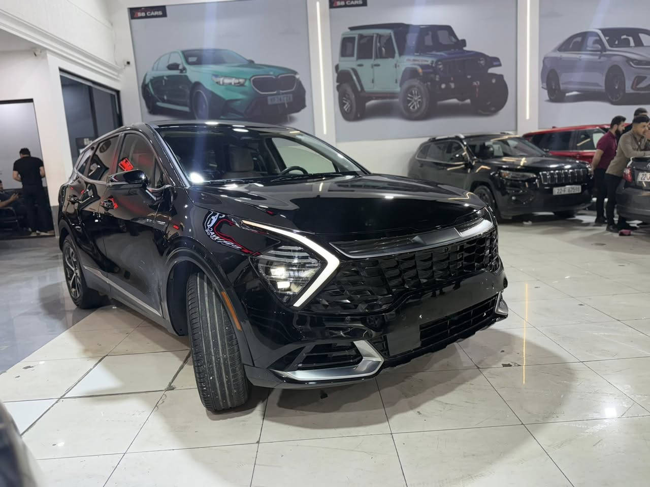 Kia sportage 2025
سعر بلاشش  ١٤٩ 🔒🔥
***********
***********

مواصفات فوول EX عدا بنوراما
ماشية فقط ٧ الاف
صندوق شفط
بصمة
تشغيل عن بعد
شحن وايرليس
داخل كريمي
كراسي جلد،كهرباء،هيتر
كيج الكتروني
شاشة طويل
رادارات ٣٦٠ درجة
وياله ١٩
محرك ٢،٥ تنفس طبيعي
ضرر❌٤-٥ قطع و ربع قمارة بدون دواخل 
أرباك ستيرن و داشبورد ما طاك 💯١💯
بدون رقم تترقم شمالي ١٥ ورقة
موجودة 📍اربيل معرض BRWA cars 🚘 

***********
***********

ملاحظة ❌عدنا خدمة اقساط اذا مقدمة (١٠،٠٠٠$)شدة
