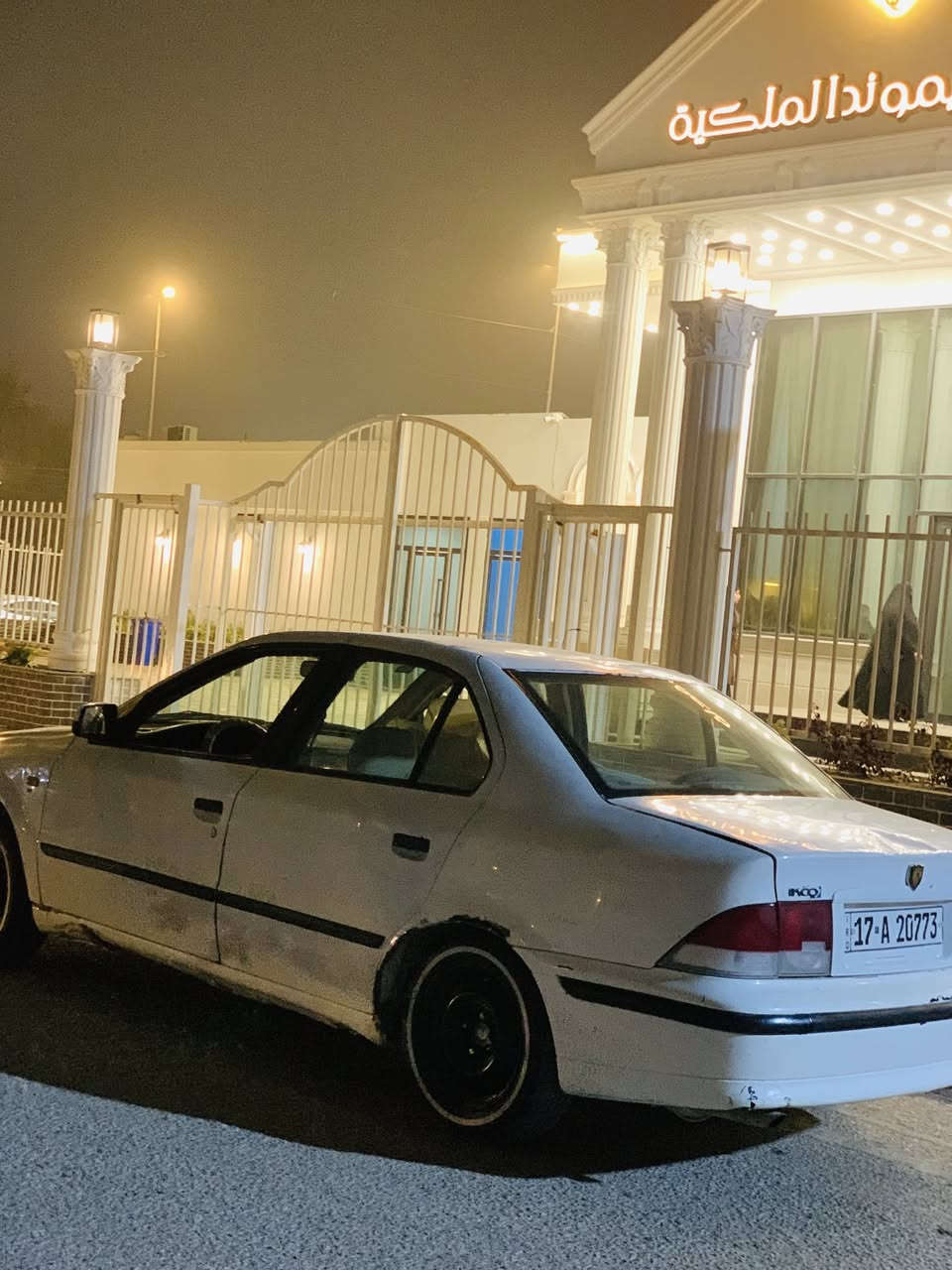 سلام عليكم
سمند مديل ٢٠١٠ 

سياره مكفوله بيها فقط خياسات 

تبريد شغال كير ومكينه كفاله 

دواخلها حلوه نضيفه موضحه بلصوره 

رقمها مثنى وراعيها بنجف ومكانها بلنجف
سعر ٣٥ وبيه مجال 

اي استفسار ***********
