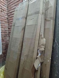 ابواب خشب للبيع تركي درجة اولى وبيهن ضمان عدد (8)  ابواب سعر الواحد 32...