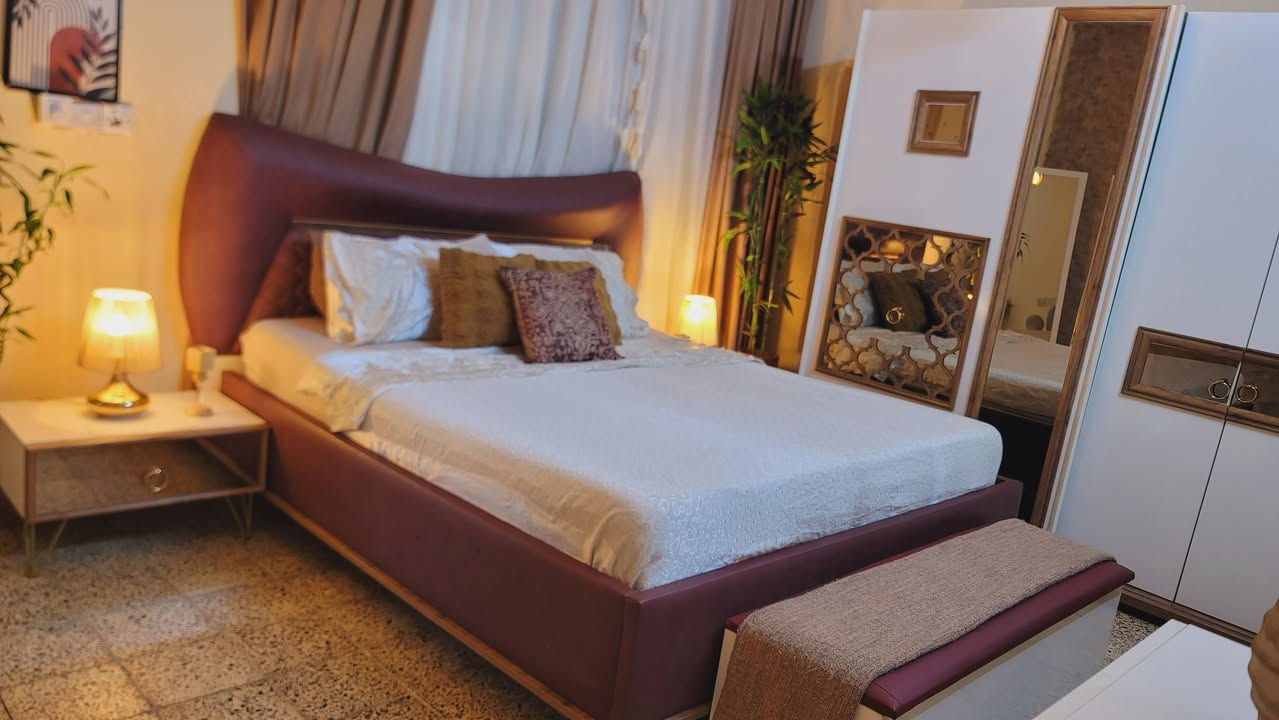 غرفه نوم تركيه مودرن نظام ابواب وسلايت ومجرات هيدروليك وسرير مخزن نظافته مثل الصور وأحلى  مكاني بغداد ،،،***********,,,,
