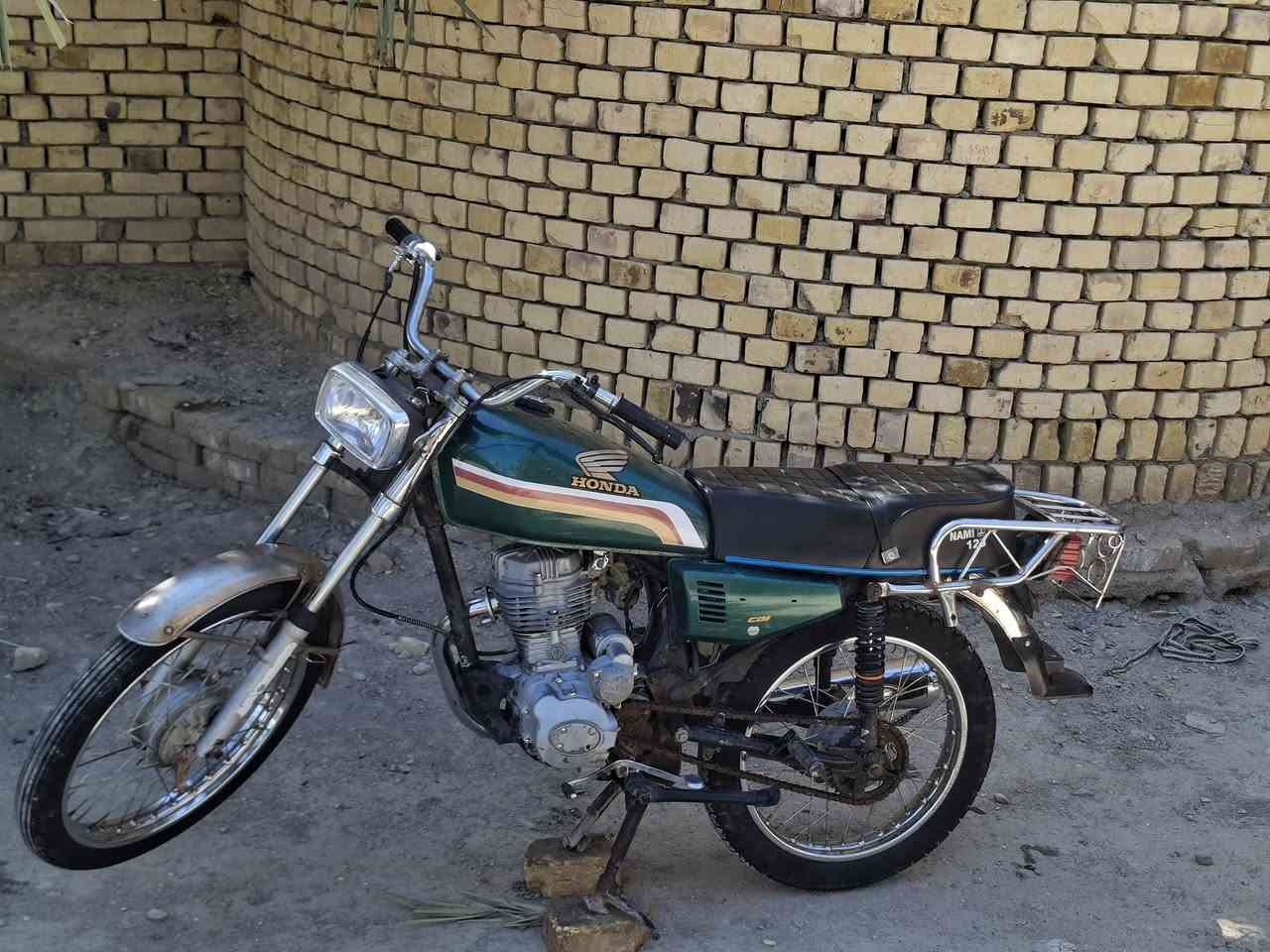 سلام عليكم
دراجه للبيع عستوه معمرع كلش حلوه كلشي جديد بس المحرك مامبدله والباقي كله جديد      وبيع مستعجل الشراي يجي خاص وباقي التفاصيل خاص مكان سوك الشيوخ  السعر خاص رقم   ***********
