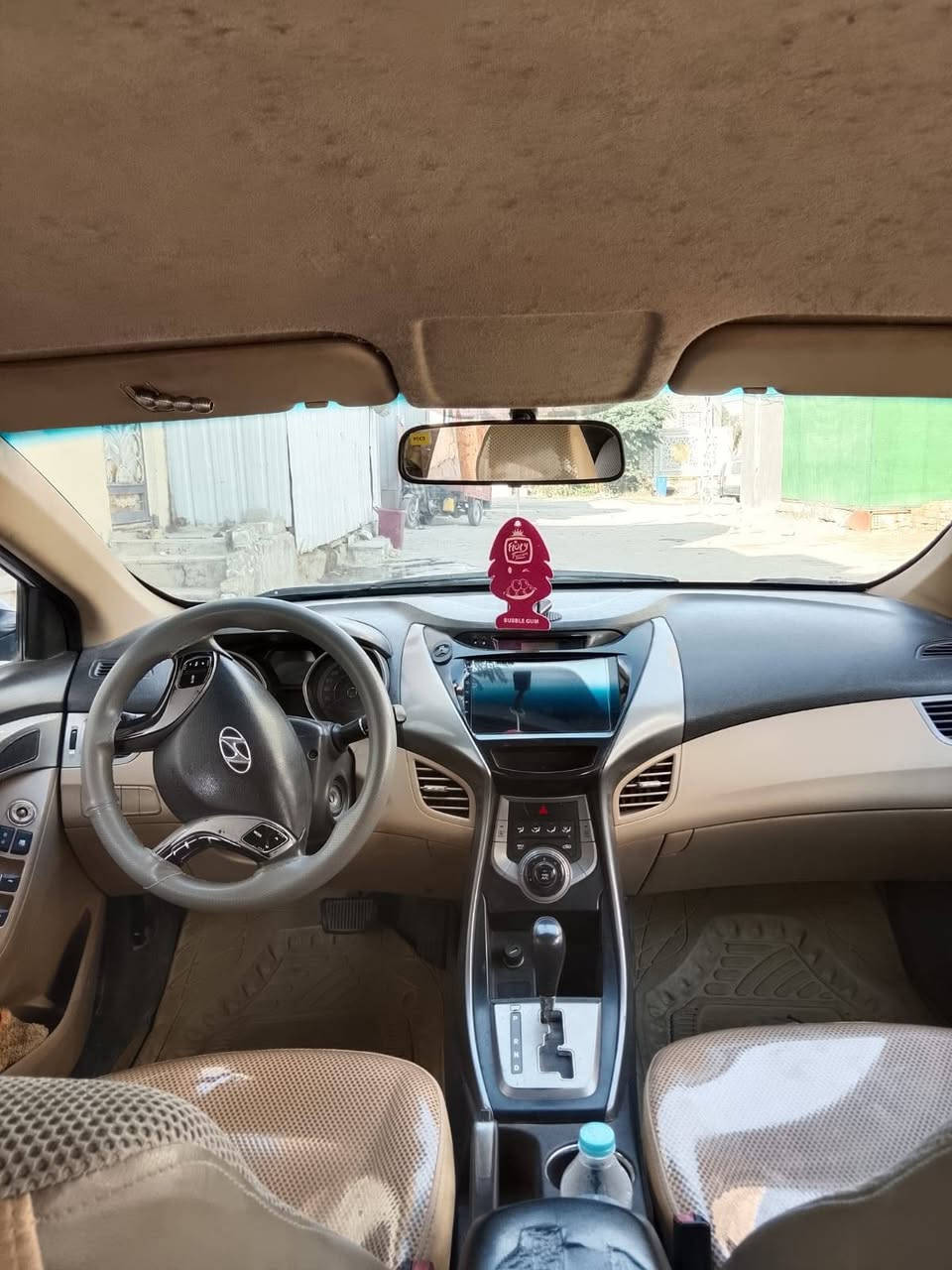 النترا خليجي 13 محرك 1800 رقم اربيل السيارة جاهزة من كل شي بيه قطعتين صبغ السعر 105 مكان السيارة نجف ***********
