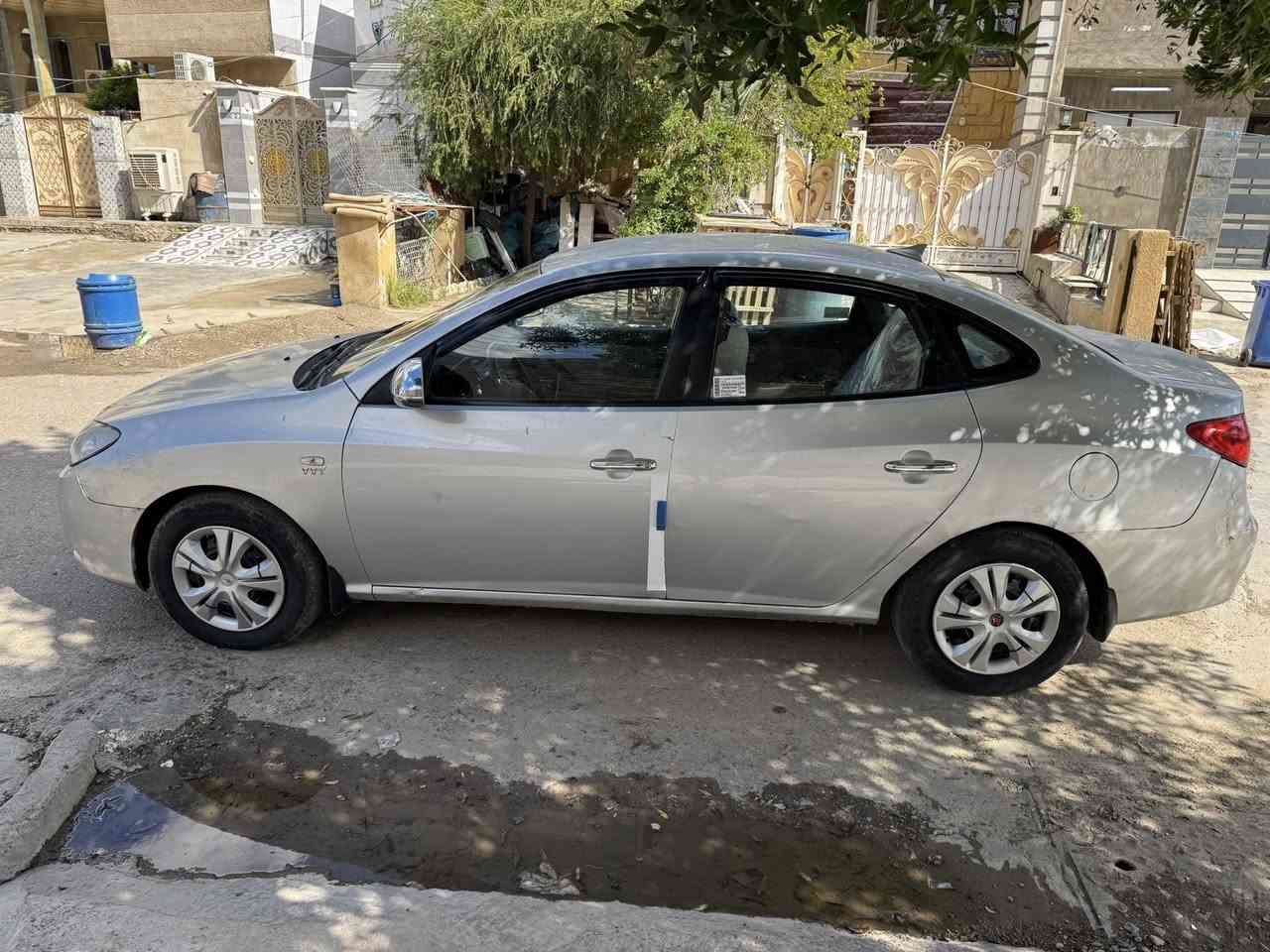 السلام عليكم 
للبيع افنتي 2009 ادوات سياره حلوو ونضيف 
تدفئه تبريد + تدفئه كشنات 
كير محرك 1600
لا تنقيص ولا تبخير 
وسياره مثل ماموضح بصوره وتعال وشوف  بعينك 

سعر 38 وبيه مجال     شراي يتصل ***********   

او عل خاص متواجد  مو شراي لا تعب روحك وتعبني فدوه اوحلك 🙏🏻 مكاني صلاح الدين بلد
