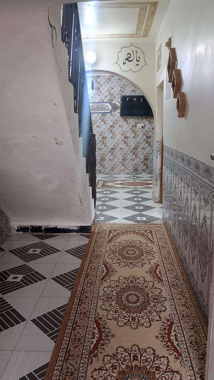 #للبيع مشتمل100م مربع على ساحة بالشهداء مرمم
#مطلوب_مبادرة بمقدم 37
للتواصل خاص


**إذا كنت صاحب هذا الإعلان وتريد حذفه لأي سبب، رجاءا أرسل رسالة إلى الدعم الفني**