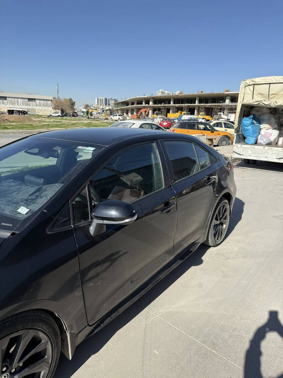 كورلا موديل 2023 وراد امريكي مواصفات ال Se بدون رقم حادث جاملغ ايسر وجزء من البنيد وشويه بارد ب الباب صفحة السكن ماشيه 22 مايل ورقم الشاصي مرفق مع الصور 
المكان صلاح الدين 
الرقم ***********
السعر 125 وبيه مجال السعر قابل لتفاوض
