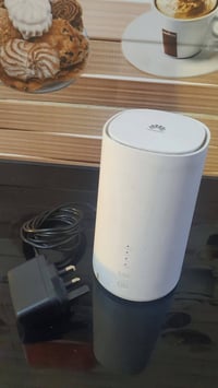 متوفر للبيع راوتر هواوي شبكه جيل الخامس WI-FI 5 يدعم نطاقين بث  السريع...