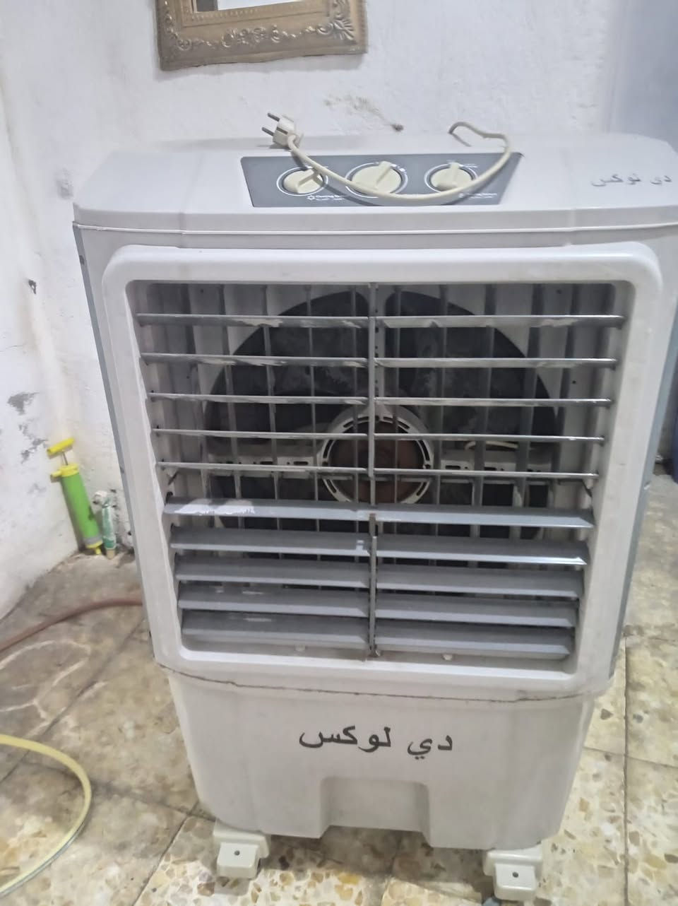 كنفيرة+ مبردة حجم 1500 شغالات  للبيع مكاني الحبيبية 
السعر 90 الف 
***********

