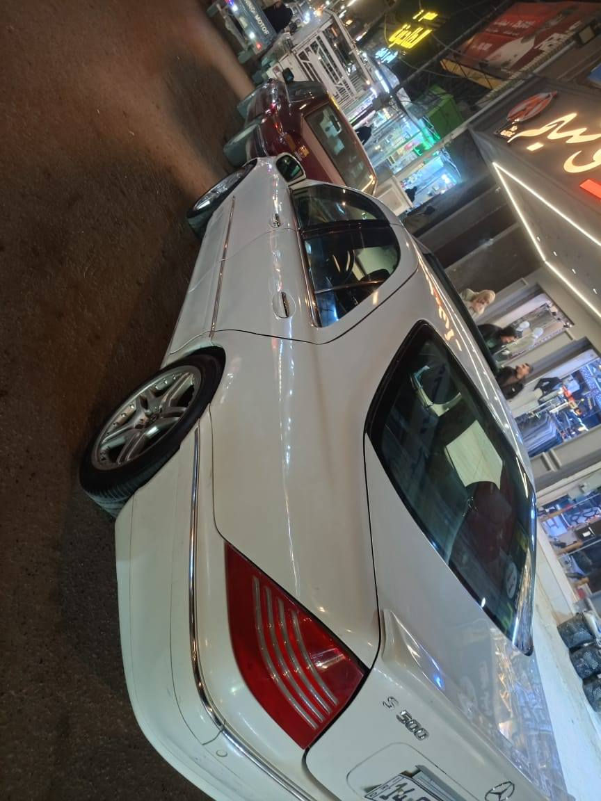 موديل 2002 اصل لا معلايه ولا ملعوب بيه اصل رقم بصره نكليزي تحويل مباشر سياره جاهزه من كلشي وكلشي شغال كير ومكينه بل كارتون تخم تاير حداديه كهربائيات باتري تتفئه تبريد غرفه جديدة سياره مكفوله من كص وضربه قوية بيه مكانات صبغ ابيع صبغ عام سياره بلاديه مكينه وكير مكان سياره نجف تواصل عن طريق ***********
