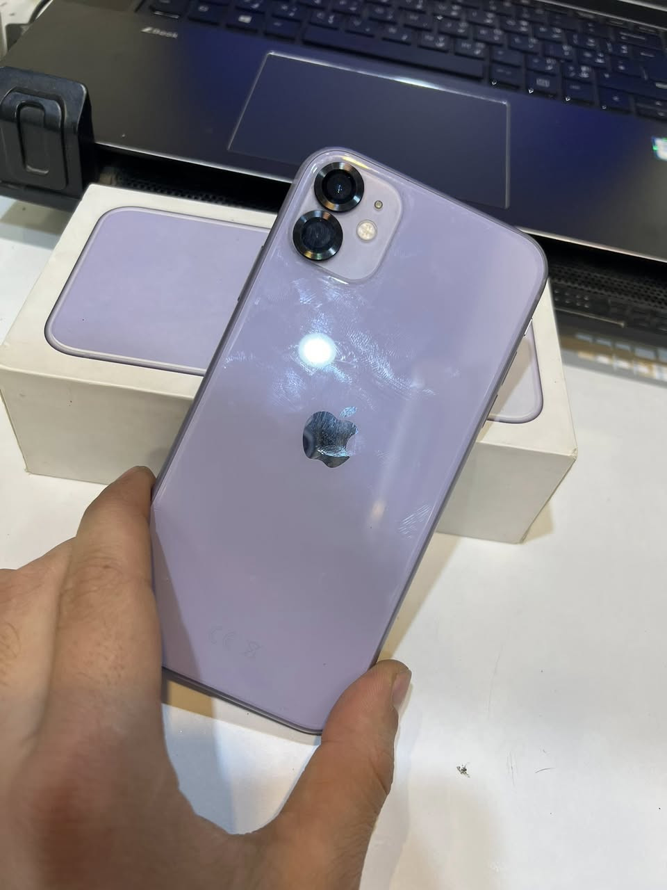 ايفون 11 عادي مستخدم نضافه 90%  ذاكره 128
بطاريه 100مستبدله مع الكارتونه الاصليه للستفسار الاتصال على الرقم
***********
