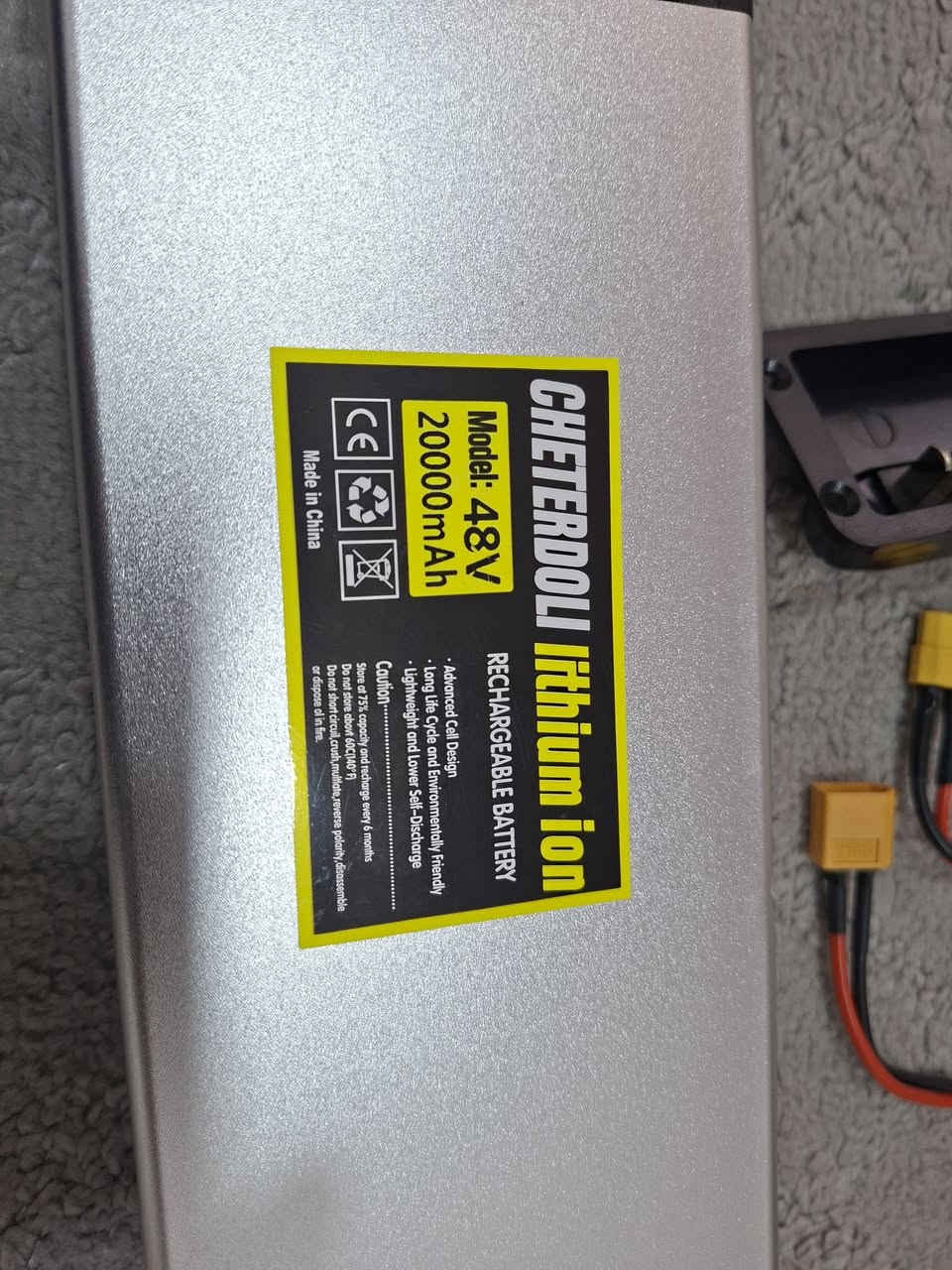 متوفر البطارية ليثيوم ٤٨فولت ٢٠امبير جديد مع كامل ملحقاتها
@highlight توصيل متوفر


**إذا كنت صاحب هذا الإعلان وتريد حذفه لأي سبب، رجاءا أرسل رسالة إلى الدعم الفني**