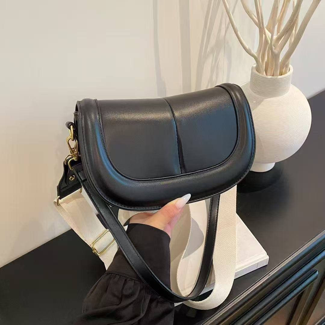 جنط نسائيه يوجد توصيل كافه المحافظات


**إذا كنت صاحب هذا الإعلان وتريد حذفه لأي سبب، رجاءا أرسل رسالة إلى الدعم الفني**