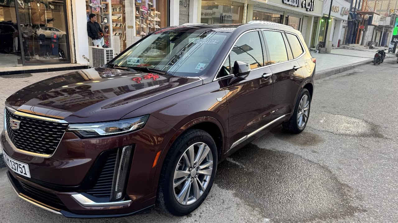 كاديلاك XT6(400) 2023 
المكينه 6v (VVT) 
7 راكب فول مواصفات
وارد امريكي حادث فقط جنطه وراجعه على وظعيتها 
ثلاث نظام قياده 
مثبت + تحديد سار
نظام اقتصادي 
شاشه لمس اوتو كار بلي (وايرلس)
شاشه لمس +ماوس
ستيرن كهرباء +تدفئه
خروج عن المسار
حساسات امامي خلفي
3 قطع تبريد مناخ منفصل
تدفئه وتبريد مقاعد اماميه 
تدفئه مقاعد خلفيه
المقاعد منفصل Vip
مقاعد الصف الثالث كهرباء فتح واغلاق
لايت 3 عدسات ترحيب
ترحيب شعار كاديلاك عند الاقتراب وفتح السياره
صندوق كهرباء (فتح واغلاق بالحركه )
السياره جديده كلش رقم بغداد
سنويه جديده باسمي تحويل مباشر 
ماشيه ٤٢ مايل
وبعد هواي مواصفات بيها 
السعر والاستفسار على  الرقم فقط  ***********
