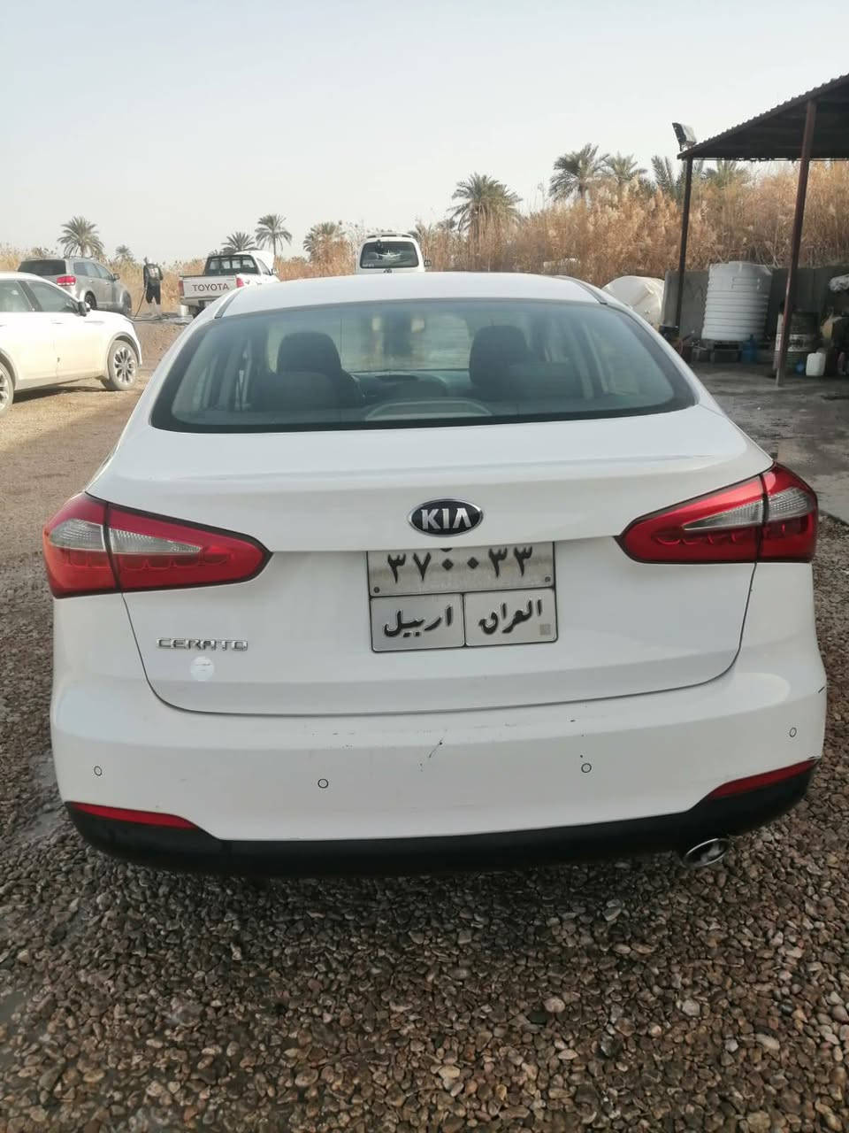 السلام عليكم
كيا سيراتو موديل 15 رقم اربيل سنويه ساقطه المواصفات 
لد امامي خلفي تحكمات شاشه دواره شفتات ستيرن تبريد قطعتين 
ويل كب 17مكينه كير كهربائيات تبريد مكفوله السياره بيه مكانات صبغ بدون حادث والباب الخلف السائق مبدله اصليه 
سونار موجود السعر 110 وبيه مجال للاستفسار أكثر موبايل ***********
