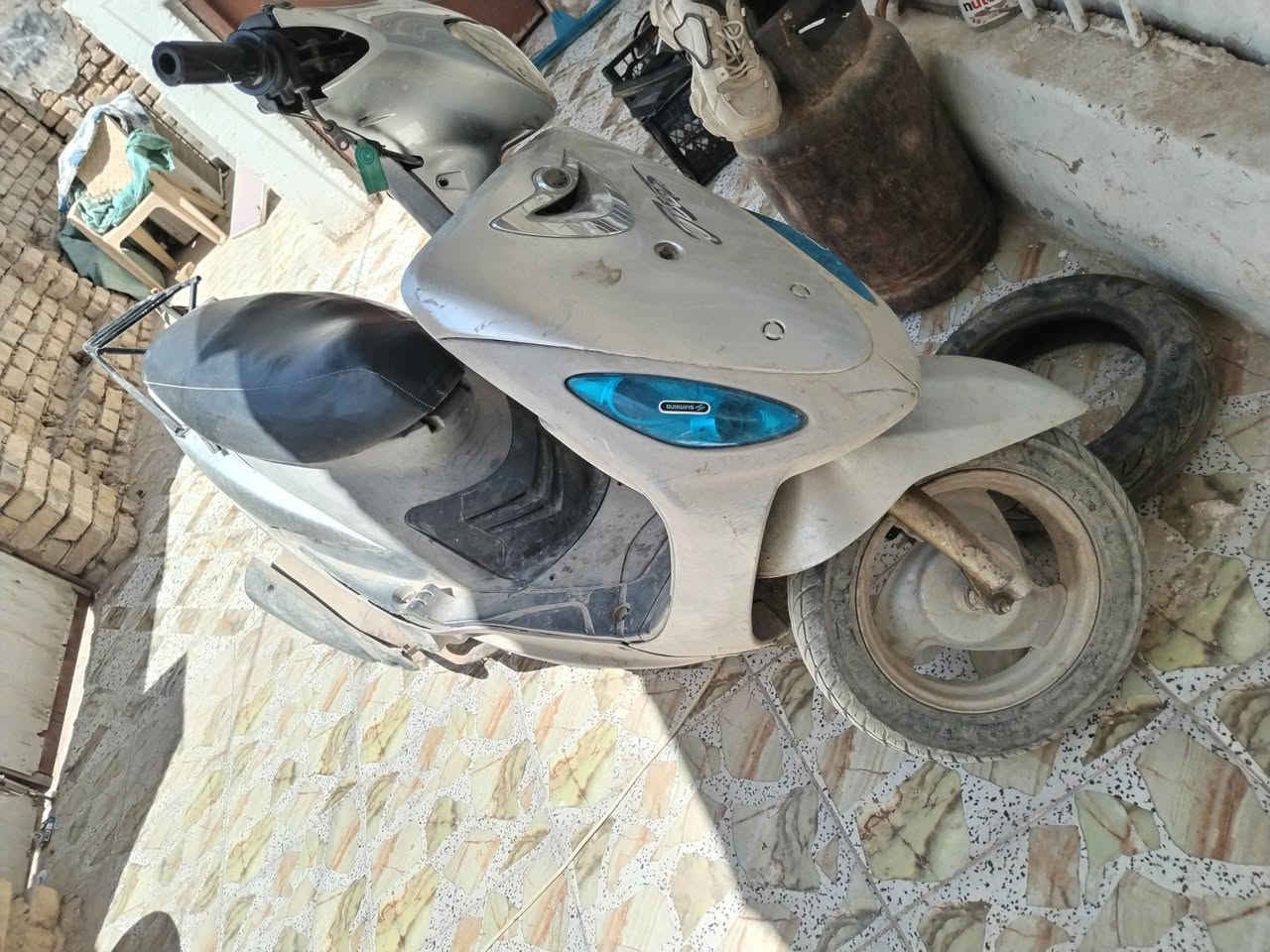 250قفل قفل عوزها بس تاير خلفي موقغ جمهوري شارع ام حميد


**إذا كنت صاحب هذا الإعلان وتريد حذفه لأي سبب، رجاءا أرسل رسالة إلى الدعم الفني**